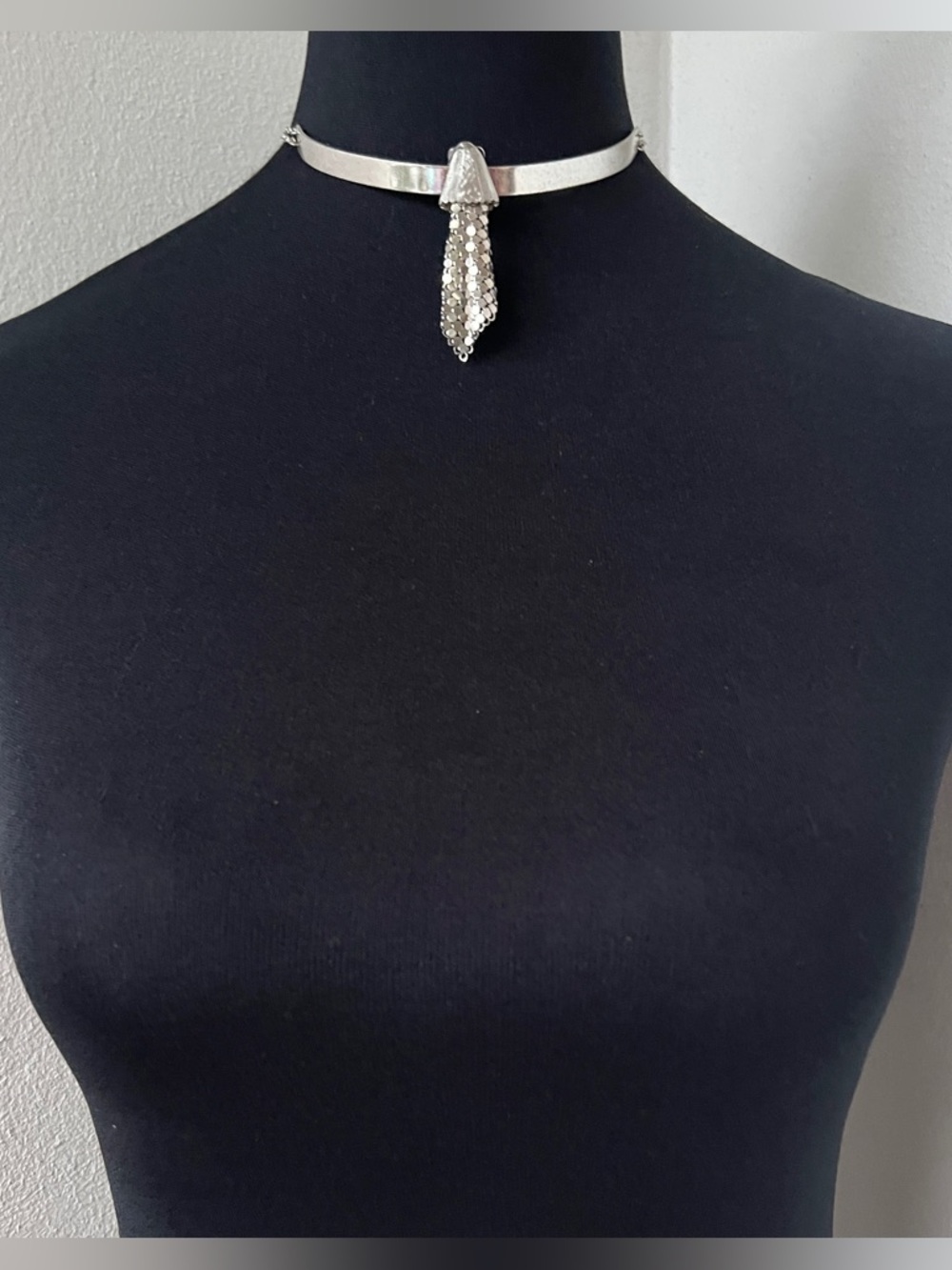 Vintage Chainmail Silver Mesh Torque Choker Necklace Multi Strand Chain Collar - Picture 9 of 9